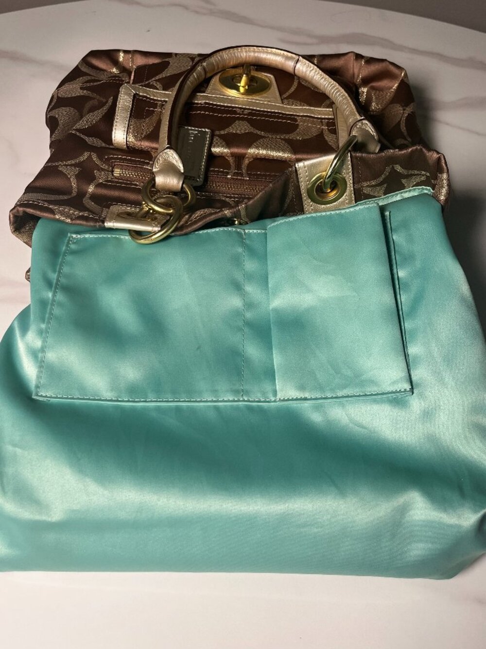 Coach Hampton Weekend Metallic Signature Jacquard Tote Turnlock Satchel 15391 - Picture 16 of 16